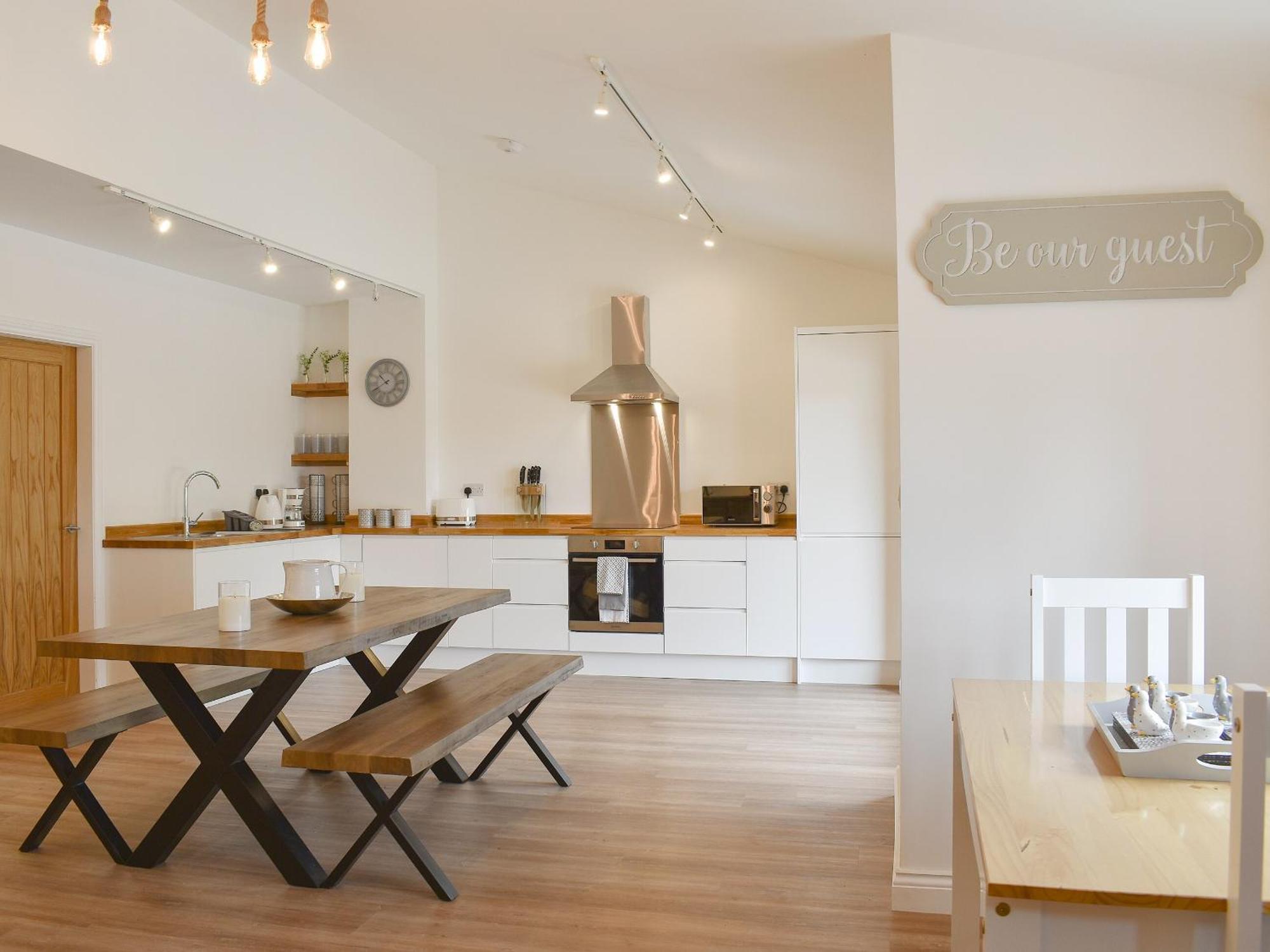 Redstones Cottage Greasby Bagian luar foto